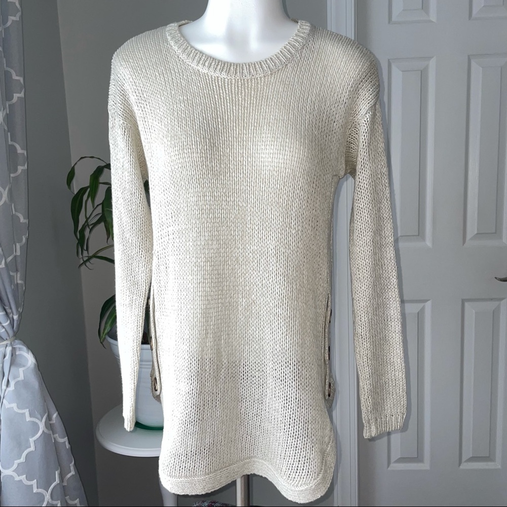 Alya Women’s Sweater Size M Cream Color